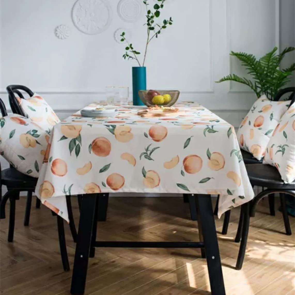 Amazon｜[AJGLJIYER LTD] テーブルクロス 130*130cm テーブルマット